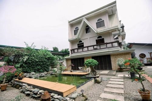 Japanese-inspired Home in Daet