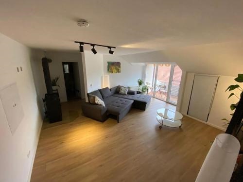 Helle und schone Ferienwohnung im Grunen