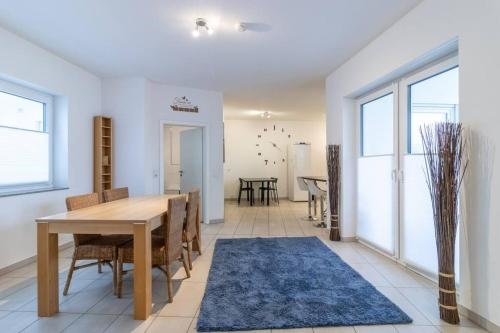 200m Wohnung mit 6 Schlafzimmer