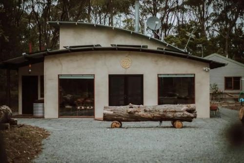 Three Little Pigs Escape - MAIN HOUSE - OFF GRID