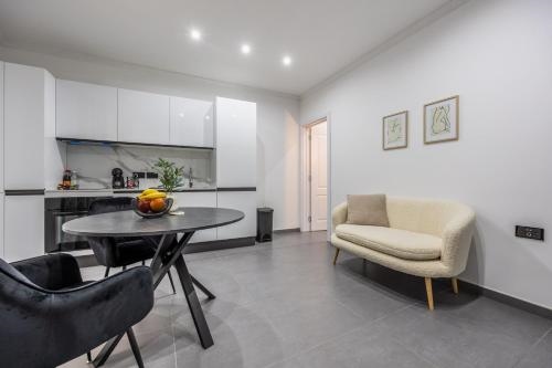 Paris House - New one bedroom apartment