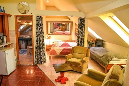 BRIQUE JOBB MINT OTHON Apartman