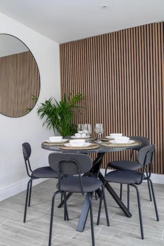 Durham - Long Stays, Contractors, Central