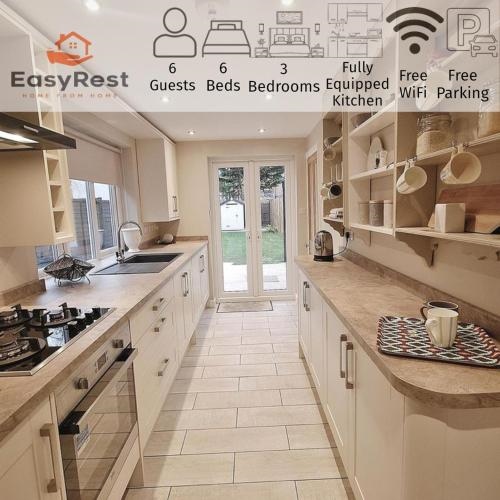 EasyRest Spalding - 6 Beds & Free Parking - Central & Quiet Location - Entire Spacious House