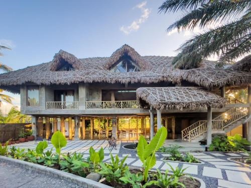Baia Nest 2nd FLOOR and LOFT within Self-Service Villa Near the Beach!