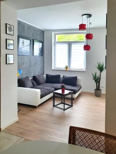 Geraumige moderne 3 Raumwohnung