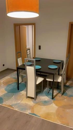 NEU Ferienwohnung im Naherholungs u Seengebiet