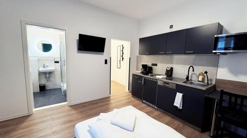 Hive Apartments Giesen an der B6