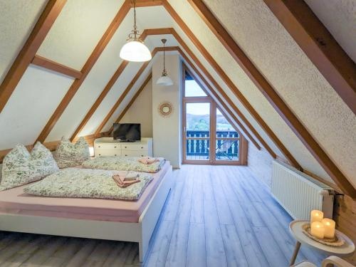 B8 Urlaubsmagie Bergsteigerwohnung mit Balkon mit Aussicht aufs Elbsandsteingebirge