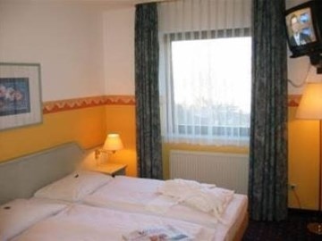 Brasserie Fine Dining Im Treff Hansa Hotel Mettmann-Dusseldorf