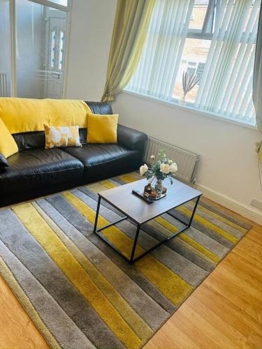 Oasis Abode - 4 Beds Shiremoor