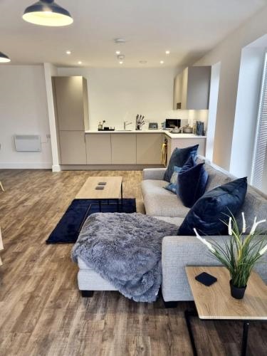 Exclusive new 2 bed apartment close to Bicester Village