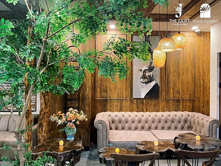 Juliet Boutique Hotel - Sunset Town