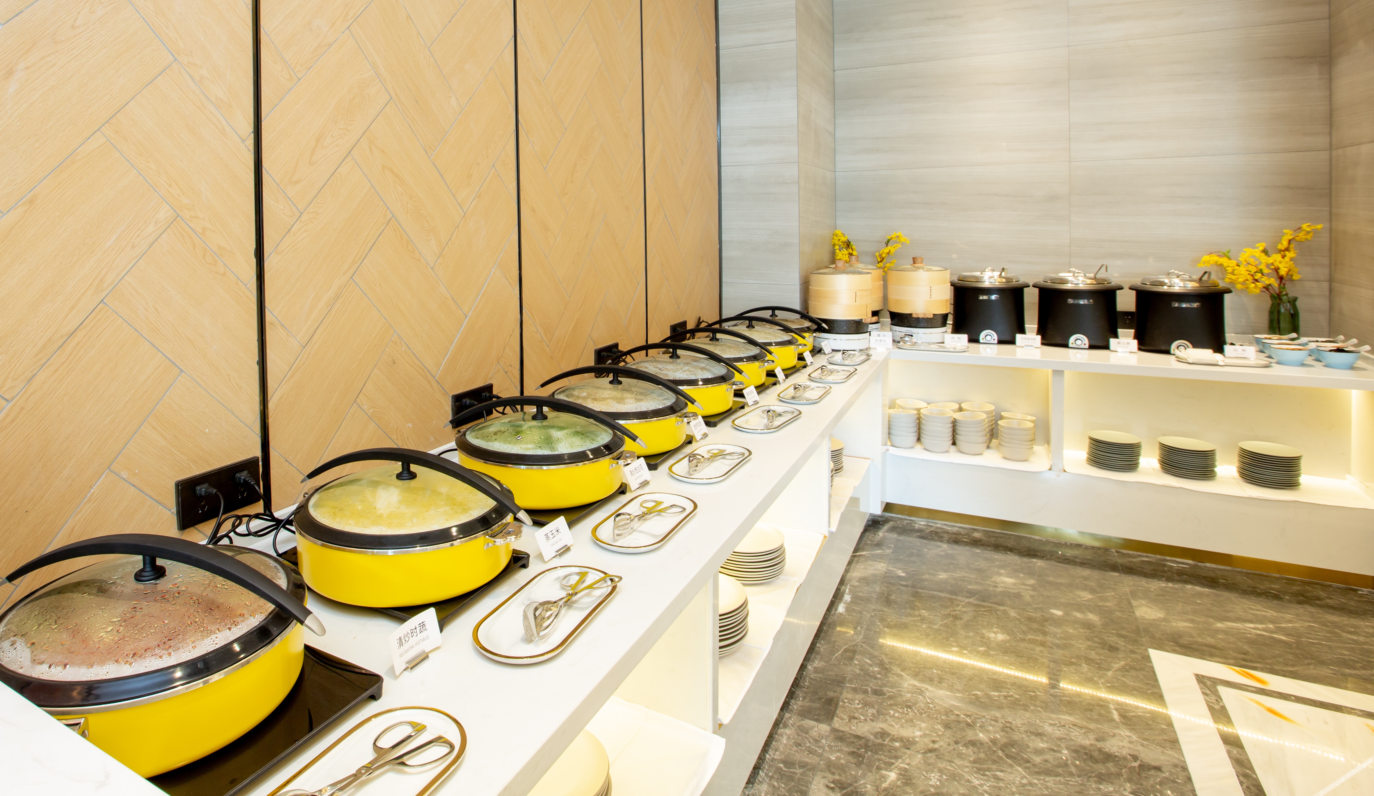 Atour Hotel Lhasa City Government