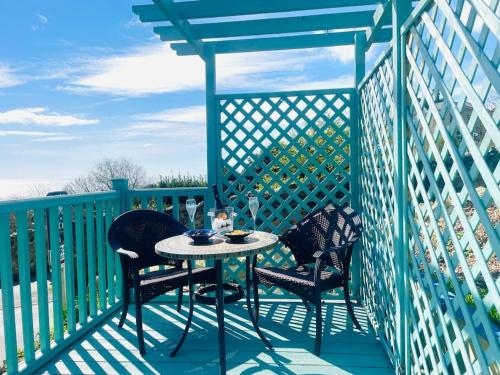 New Waverleys Retreat Stunning Loft Style Ventnor