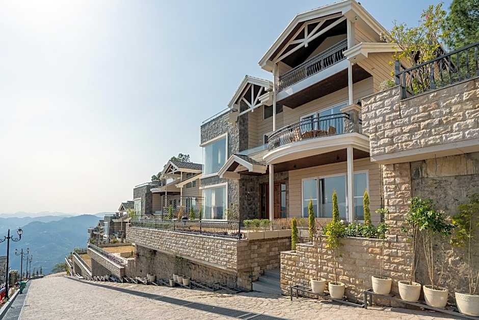 ELIVAAS prive The Royce Daisy Ultra-Luxe 4 BHK Villa with Pvt Heated Pool, Jacuzzi, Steam Room & Hill Views