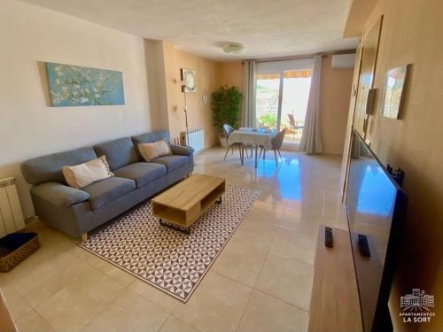 Atico La Sort con vistas al castillo