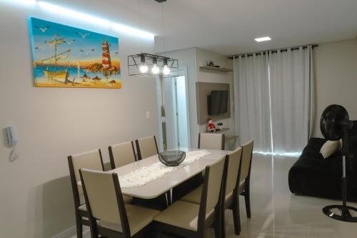 Apartamento Familiar III Proximo Beto Carrero e Praia