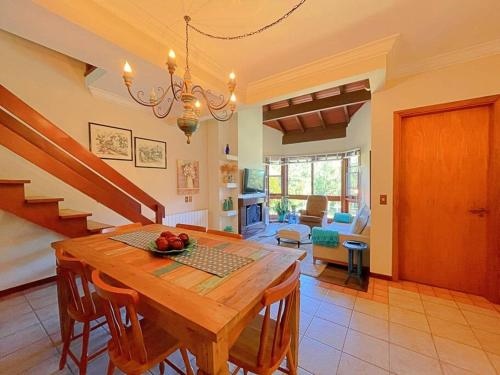 Aconchegante apto 3 dorm. com piscina aquecida