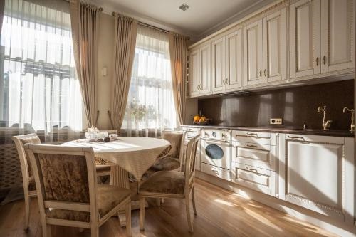 Boutique Classic Apartment in Kaunas Center