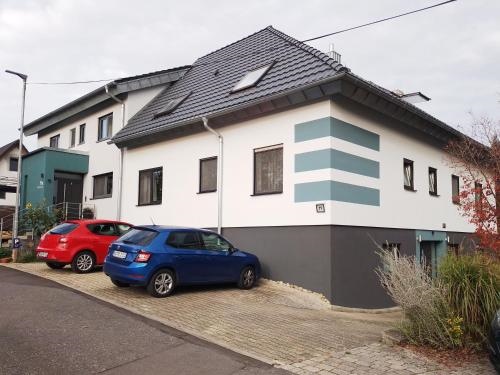 moderne Ferienwohnung mit Balkon