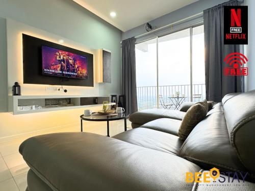 Taiping Crystal Creek Condo Pool Gym Netflix 8-9PAX