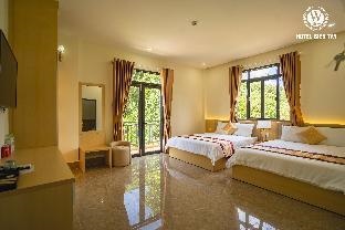 Biển Tây Hotel