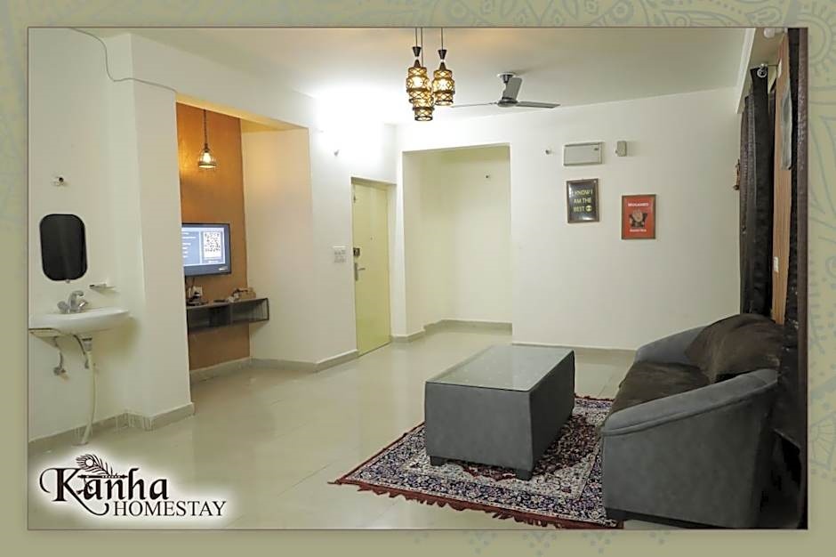 Kanha Home Stay