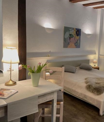 2 kleine Altstadt Ferienwohnungen mit Garten & Herz