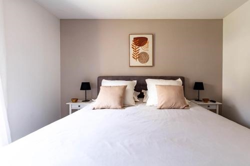 Charmant refuge avec jardin a 6 minutes a pied du metro Creteil L Echat Lovely retreat with garden located a 6 minute walk from Creteil L Echat metro station