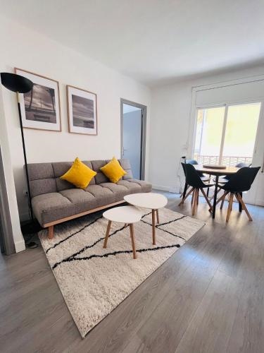 Have Fun Apartment in Cubelles