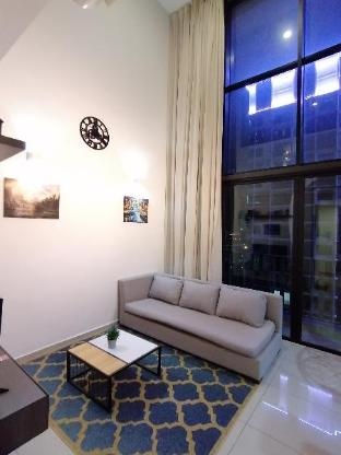 iDuplex Condo with lots of entertainments around!