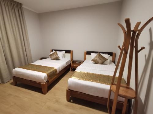 ???? ???? - Adar Homes