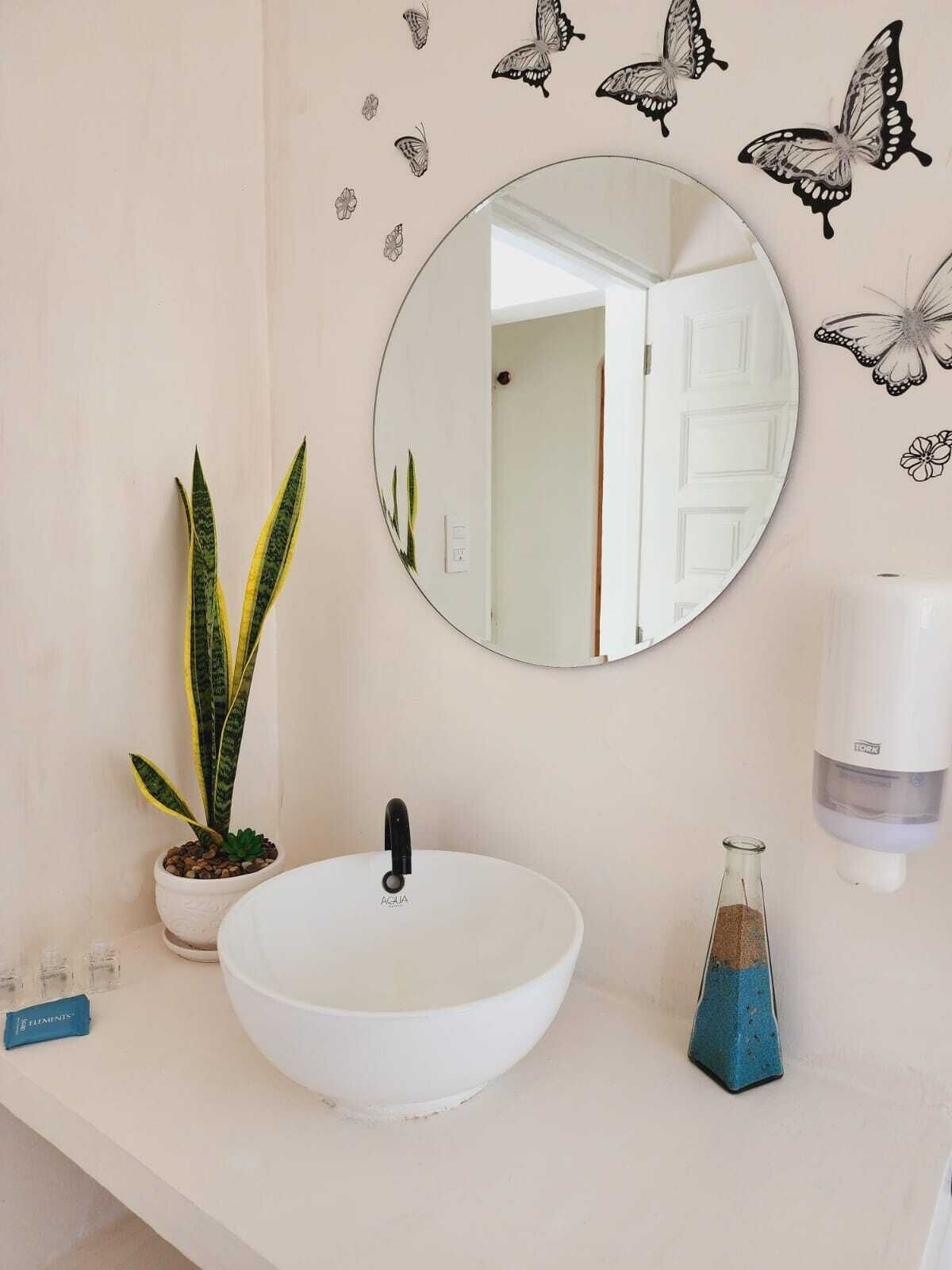 Ixchel Restaurant & Hotel