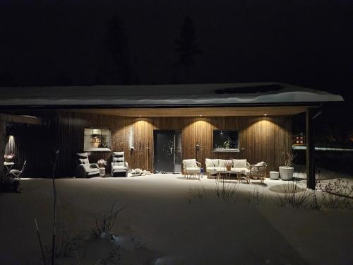 Egen del av modern villa i Kage