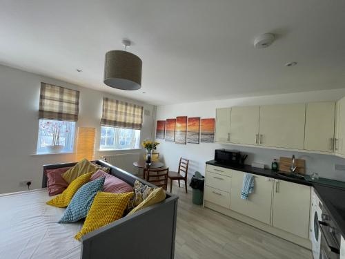 The London Get Away P & M