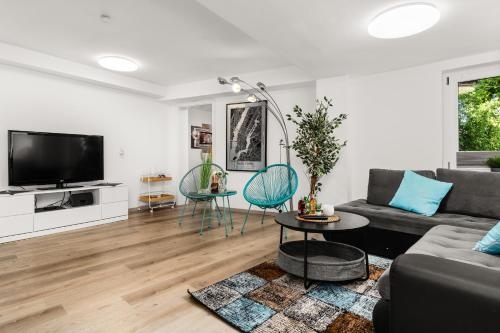 Gro?e Ferienwohnung fur 5 Personen eigener Eingang Gratis Parkplatz Highspeed WLAN auch fur Langzeit geeignet