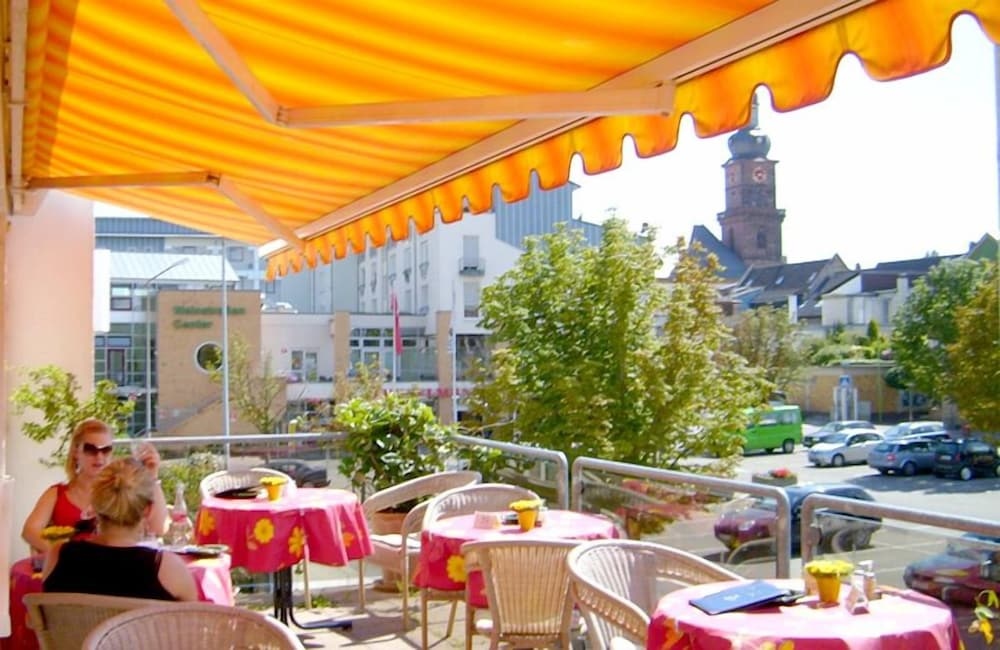 Stadt-Cafe-Pension