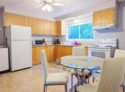 Portsmouth Village Retreat