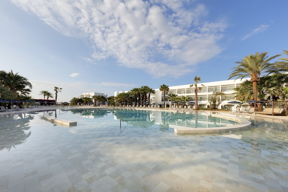 Grand Palladium Select Palace Ibiza