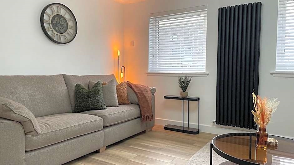 Braeview Contemporary Luxury NC500 Holiday Home Sleeps 5