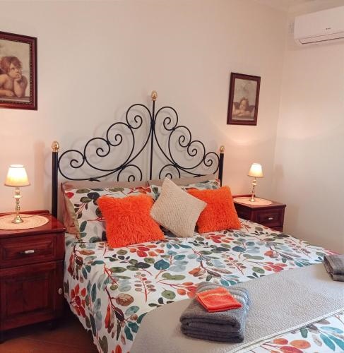 Joseph 2 Stylish flat with open views, just 4km from the airport or beach