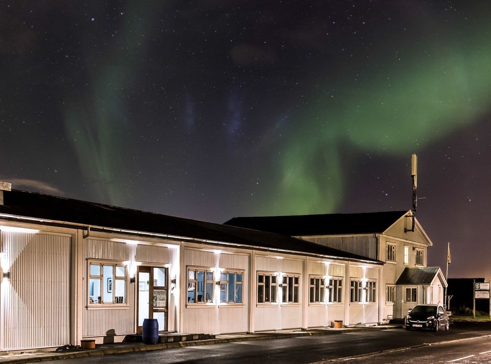 Bakki Hostel and Apartments