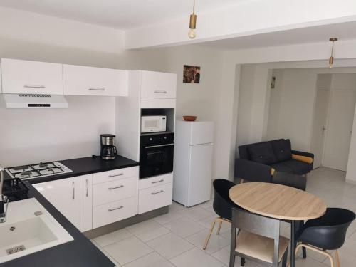 Charmant T2 bas de villa