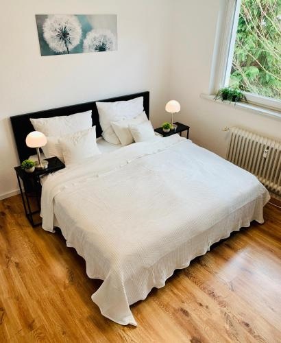 Direkte Uninahe: Ferienwohnung mit gro?em Doppelbett, Kuchenzeile und neu renoviertem Badezimmer