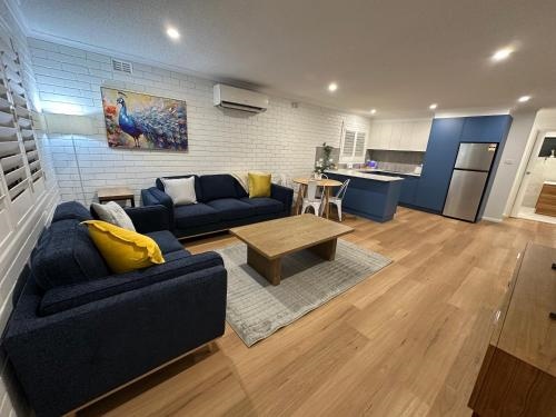 Central Cullen Apartments