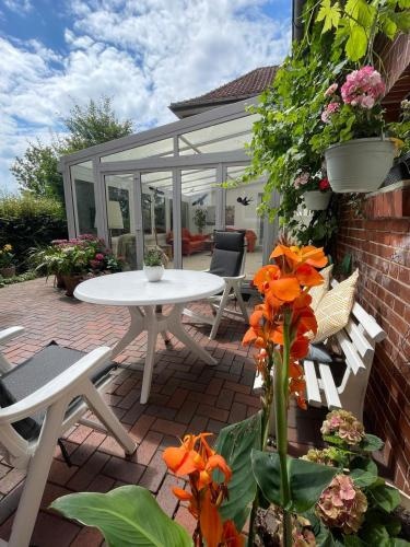 Ferienwohnung mit WINTERGARTEN in Bahnhofsnahe