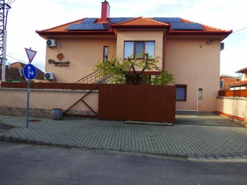 Pogacsas Apartman