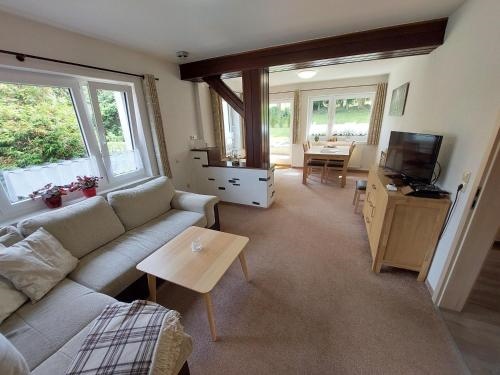 Ferienwohnung In Carlsfeld Mit Garten, Terrasse Und Grill