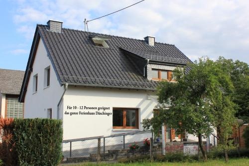 Ferienhaus-Daeschinger-Zweiradparadies